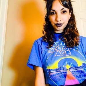 Meet your Posher, Maddie